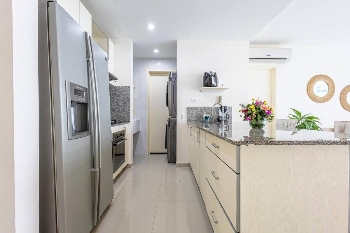 Incredible Ocean View Morros Ultra 4th Floor 05 Apartamento *